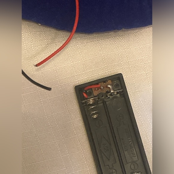 Mickey Mouse 100 Years of Magic Hat - Picture 5 of 7